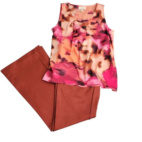 Outfit Bell Bottom Stretchy Pants & Floral Blouse Designer Brands - Picture 1 of 9